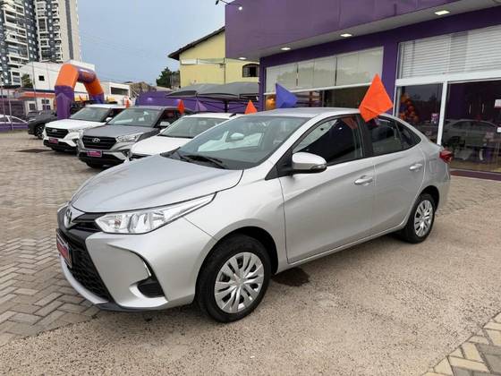 TOYOTA YARIS 1.5 16V FLEX XL MULTIDRIVE